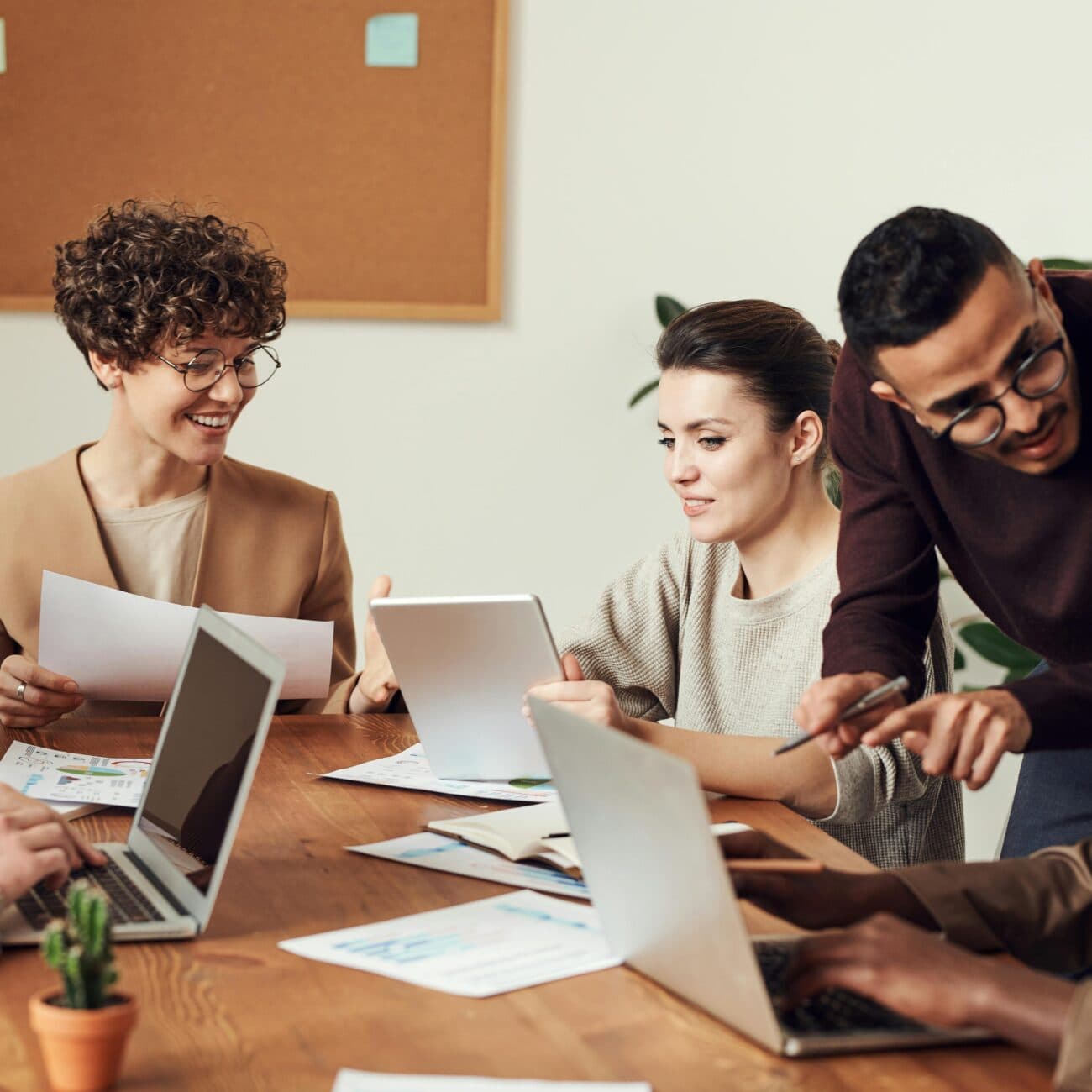 PRM (People Relationship Management) — ilişki ekonomisi ve güven odağı